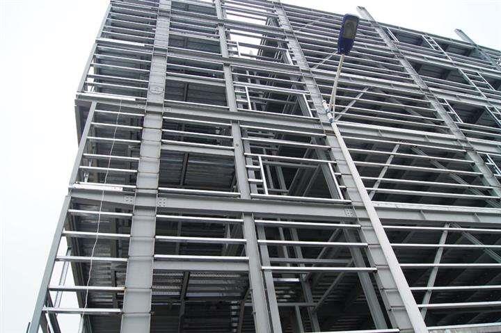 米泉高层钢结构的支撑布置与构造需要符合哪些规范